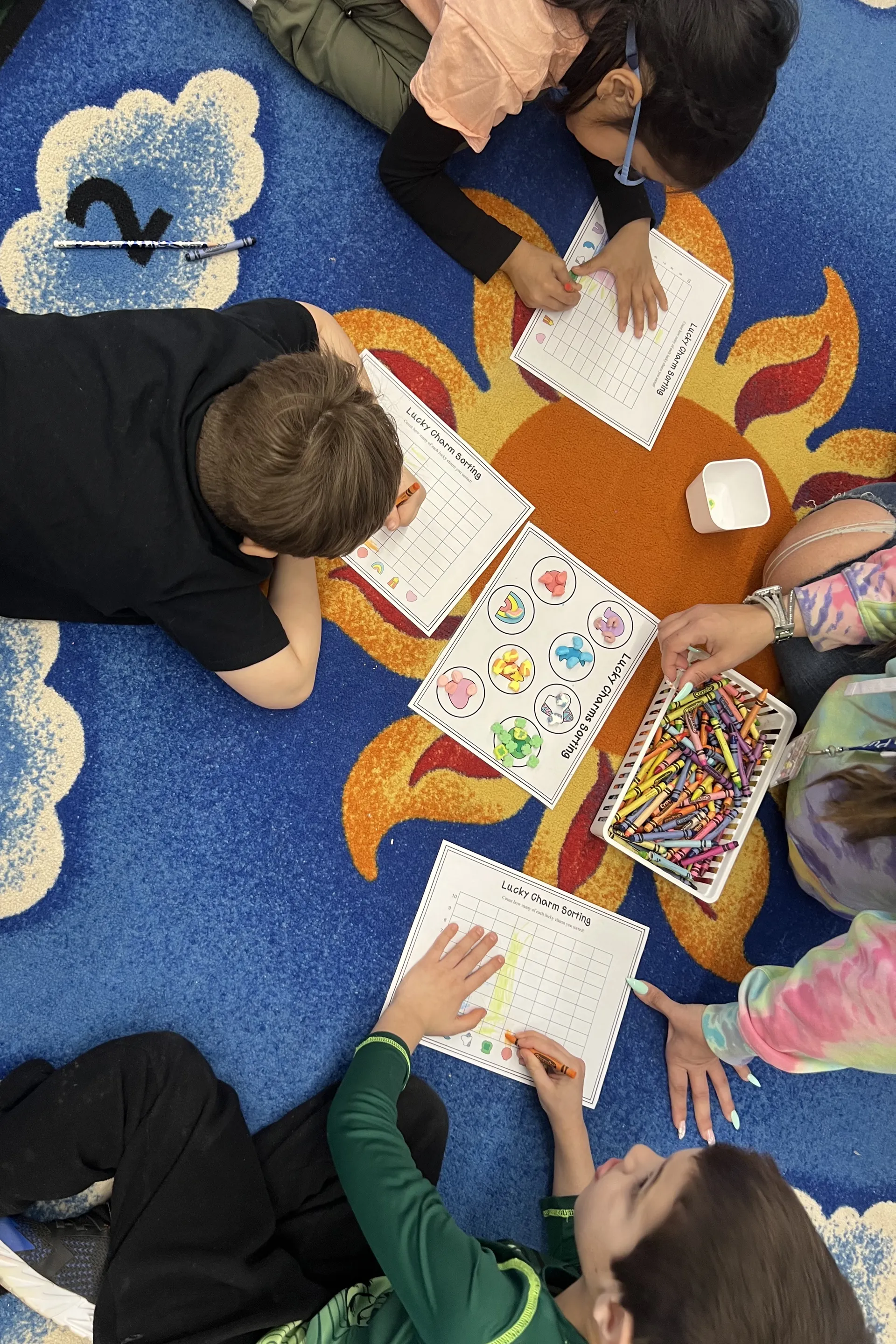 Sorting and Graphing with Ms. Perruzza's Kindergarten Students - image003