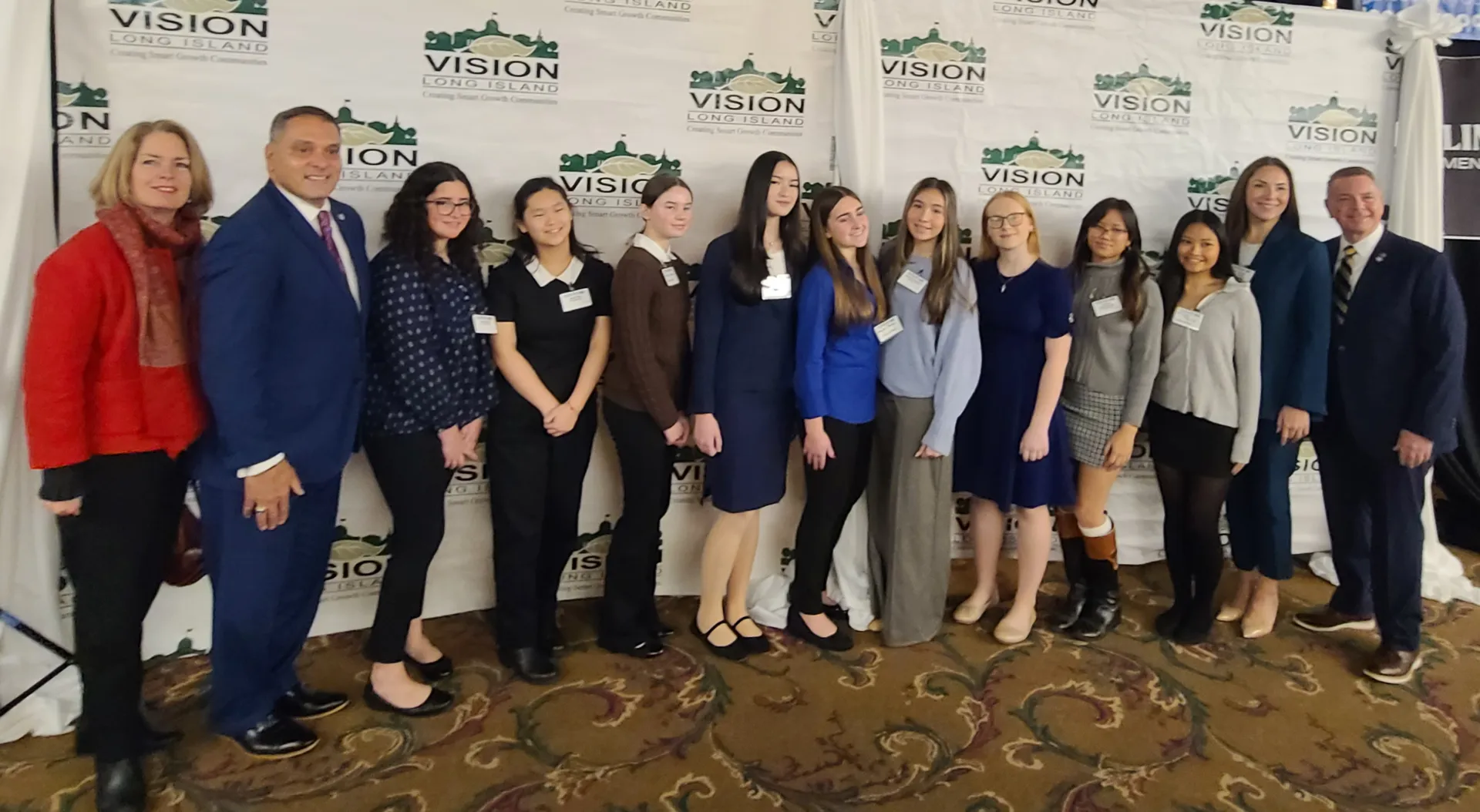 MacArthur Students Make an Impact at the 24th Annual Long Island Smart Growth Summit - image002