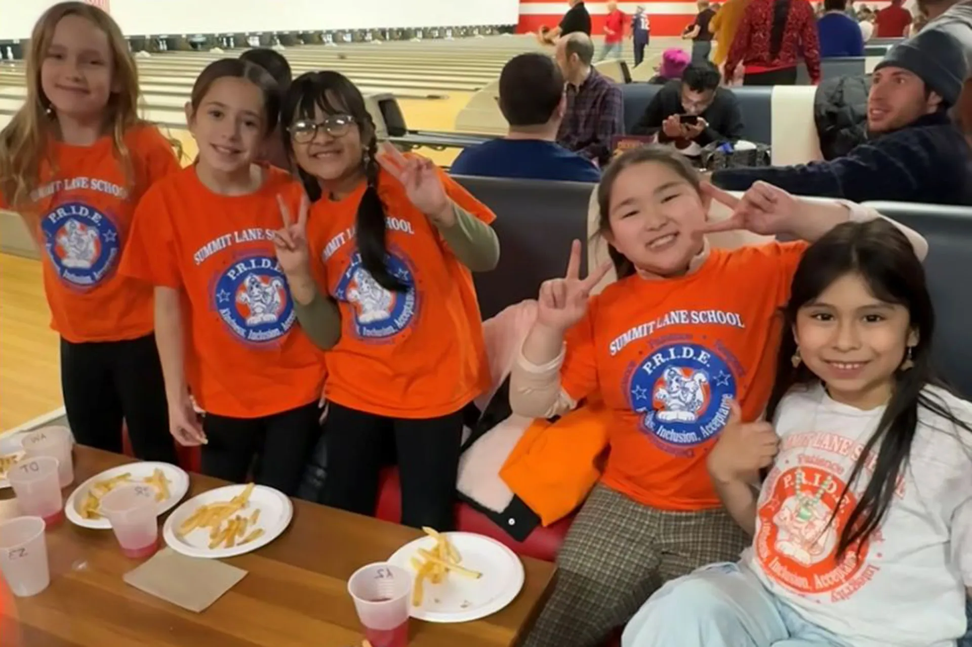 A Strike For Science: 4th Grade Bowling Field Trip - image003